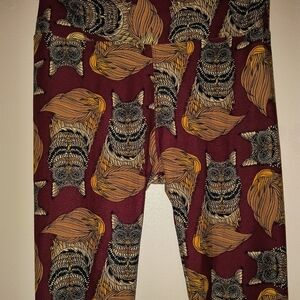 LuLaRoe Maroon and Gold Owl Leggings